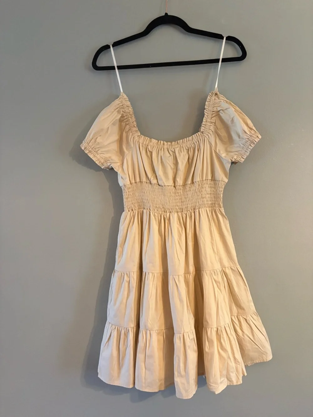 NWT Princess Polly Daniela Cream Tiered Puff-Sleeve Dress - Picture 2 of 4